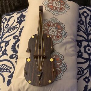 Vintage Violin Key 🔑 Rack Wall Decor